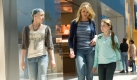 Dabei liebt sie beide Töchter, stellt aber Annas Bereitschaft, ihre Schwester mit Organspenden am Leben zu erhalten, nie in Frage. Schließlich... Foto: Warner Bros. Pictures