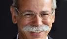 Daimler-Chef Dieter Zetsche steht auf Rapmusik. Eminem höre ich extrem gern, sagte der 57-Jährige in einem Interview der Zeitschrift Bunte. Allerdings fänden sich auch Klassik oder Blues in seiner Musiksammlung .  Foto: dpa