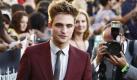 Robert Pattinson hat es längst geschafft: Mit Twilight ist dem 24-Jährigen der Durchbruch in Hollywood gelungen. Doch nun kommt es darauf an, wie die Kritiken seiner nächsten Filme ausfallen. In seinem neuesten Streifen Bel Ami (mitUma Thurman) und Water For Elephants (mit Reese Witherspoon) will er als Charakterdarsteller überzeugen. Prognose: Er kann ein wirklich Großer werden, wenn er es schafft, sich von Twilight zu emanzipieren. Foto: dpa