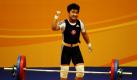 Die chinesische Gewichtheberin Yu Weili freut sich, nachdem sie 53 Kilogramm bei den Meisterschaften im Gewichtheben bei den Hong Kong East Asian Games gehoben hat. Foto: ap