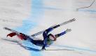 Die Schwedin Anja Pärson stürzt am 17.02.2010 bei der Abfahrt der Olympischen Winterspiele in Whistler. Krachende Bobs, schlingernde Schlitten, fliegende Skiartisten: Der moderne Athlet wird bei der olympischen Medaillenhatz zum Grenzgänger, der Risiko-Faktor zur großen Unbekannten Foto: dpa