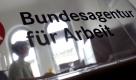 Aus dem roten A auf weißem Hintergrund wurde ein weißes A auf rotem Hintergrund: Und auch der Name der heutigen Bundesagentur für Arbeit wurde Anfang 2004 reformiert. Kennen Sie noch den alten Namen? Foto: ddp