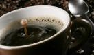 Jedem Besucher wird zu jeder Tages- und Nachtzeit ein Kaffee angeboten.Ablehnen gilt als sehr unhöflich. Viele Isländer umgehen das, indem sie sagen: Gerne, aber nur zehn Tropfen. Dann gibt es einen kleinenKaffee auf die Schnelle. Foto: dpa