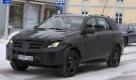 Beim Design führt die neue Mercedes M-Klasse den Weg der mit GLK und E-Klasse begonnenen Linie fort. Das Modell wird markanter und kantiger als bisher; die Dachlinie niedriger. Foto: press-inform