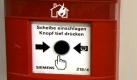 Der Feuerknopf ist an Schulen üblich. Doch Experten halten ein eigenes Amoksignal darüber hinaus für notwendig.
 Foto: ddp