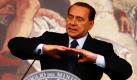 Der italienische Premierminister Silvio Berlusconi gibt nach einem Kabinettstreffen eine Pressekonferenz in Rom. Die italienische Regierung hat einen Schritt in Richtung der Einführung lang gemiedener Atomenergie getan, indem die Direktoren der Atombehörde benannt wurden. Berlusconi will nukleare Reaktoren bauen um Energie zu produzieren und die italienische Abhängigkeit gegenüber dem Ausland zu reduzieren. Foto: dapd
