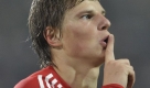 Andrej Arschawin aus Russland jubelt nach seinem Treffer zum 1:2. Foto: dpa