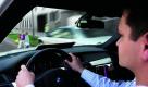 Die schwedischen Sicherheitsvorreiter von Volvo waren bei diesem System die Pioniere. Genau wie die Schweden präsentierte BMW das System allerdings nur auf einer Teststrecke mit einem unbeweglichen Dummy, ... Foto: pi