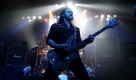 Auch bei Motörhead (im Foto Bandleader Lemmy Kilmister) ergreift der Schlagzeuger das Wort: Hallo an alle Jungs und Mädels da draußen, hier spricht Mickey Dee von Motörhead. Ich wünsche Metal Hammer alles Gute zum Geburtstag und zum 25. Jubiläum. Nur das Beste für euch! Wir sehen eure Leute die ganze Zeit, ihr folgt uns überall hin und wart echte Nervensägen Aber wir wünschen euch weitere 25 harte Jahre und Happy Birthday! Foto: ddp
