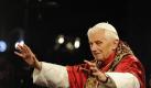 Papst Benedikt XVI sieht sich als Bewahrer seiner Kirche, nicht als Reformer. Foto: Maurizio Brambatti Foto: dpa