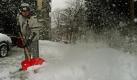Osteuropa ist besonders betroffen: Starker Schneefall sorgte vor allem in Serbien und Italien für Verkehrschaos. Serbien rief im ganzen Land die «Ausnahmesituation» aus. Ähnlich betroffen war auch Bosnien. In Rumänien und Bulgarien kam nach dem Schnee der Regen und sorgte für tückisches Glatteis. Foto: dpa
