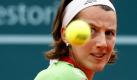 Geholfen hat es nicht. Die Deutsche Tennisspielerin Kristina Barrois verlor das Endspiel des WTA-Turniers im portugiesischen Estoril gegen die Spanierin Anabel Medina Garrigues und verpasste damit ihren ersten Tennis-Turniersieg.
 Foto: dpa