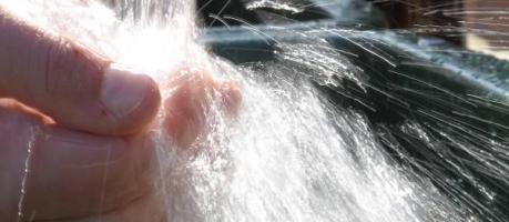 M&auml;nner haben ein Spermaproblem. Die &Ouml;strogene im Trinkwasser k&ouml;nnten Schuld sein. (Foto)