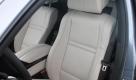 Teurer Luxus in Serie: Nappa-Leder, Navigation Professional, der schlüssellose Zugang, Komfortsitze und eine 20-Zoll-Mischbereifung gehören zur Serienausstattung beim BMW X6 Active Hybrid. Foto: pi