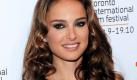 

Actress Natalie Portman arrives at the premiere of the feature film 'Black Swan' during the Toronto International Film Festival in Toronto, Monday, Sept. 13, 2010. (AP Photo/Dan Steinberg) Foto: ap