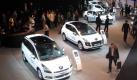 Dabei vergisst die Marke mit dem Löwen nicht, ihren Umweltanspruch zu unterstreichen und verweist bei jedem Ausstellungsstück stolz auf die Emissionswerte des Fahrzeuges. Foto: pi