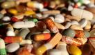 Entgegen dem allgemeinen Glauben stellen Nahrungsergänzungsmittel keine notwenige Quelle für Nährstoffe und Vitamine dar. Foto: Jörg Koch/ddp