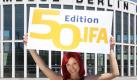 Miss Ifa sieht für ihr 50. Jubiläum noch ganz schon fit aus... In diesem Jahr steht die Ifa übrigens ganz im Zeichen des Fernsehens der Zukunft. Foto: dpa