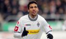 Igor de Camargo machte seiner Borussia aus Mönchengladbach im Kellerduell gegen St.Pauli mit seinem Führungstreffer (9.) zunächst Hoffnung. In der 21. Minute musste der Stürmer nach einem vermeintlichen Kopfstoß gegen Paulis Matthias Lehmann vom Platz. Foto: dpa