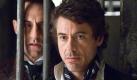 Achtung Redaktionen: Verwendung des Bildes nur im Zusammenhang mit dem Film- bzw. Kino-/ DVD-Start. Keine Archivierung! Mark Strong als Lord Blackwood (l.) und Robert Downey Jr. als Sherlock Holmes in dem Actionfilm 'Sherlock Holmes' von Guy Ritchie. Holmes und Watson gelingt es nach einer Serie brutaler Ritualmorde das Opfer zu retten und den Moerder zu stellen. Doch Lord Blackwood zeigt keinerlei Reue und kuendigt vor seinem Hinrichtungstermin an, dass der Tod ihm nichts anhaben koenne, weil er mit uebernatuerlichen Maechten im Bunde steht. (zu ddp-Text) (weitere Bilder unter http://www.ddpimages.com) Foto: Warner Bros. Ent./ddp Foto: ddp