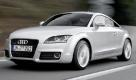 Begann der Audi TT seinerzeit mit einem 1,8 Liter großen Turbotriebwerk mit 150, 180 und 225 PS, so ist das Spektrum der Unterhaltung mittlerweile deutlich größer. Benziner mit 160, 211, 272 und 340 PS sorgen für jede Menge Fahrspaß. Der alte Sechszylinder hat längst ausgedient. Foto: press-inform