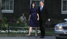 New British Prime Minister, Conservative leader, David Cameron (L) with wife Samantha (R) arrive in 10 Downing Street, central London, England on 11 May 2010. Conservative Party leader David Cameron will become the Britain's next Prime Minister and lead a coalition government with the Liberal Democrats. EPA/DANIEL DEME +++(c) dpa - Bildfunk+++ Foto: dpa