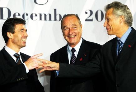 Rasmusen und Chirac EU-Gipfel 2002 (Foto)