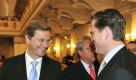 Auch sie ließen sich bei den Gewerkschaftern blicken: Guido Westerwelle (FDP) und Karl-Theodor zu Guttenberg (CSU). Foto: dpa
