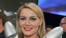(ACHTUNG: Sperrfrist für die Bekanntgabe der Preisträger bis zum 23. Oktober 2009, 23.30 Uhr) - Die Komikerin Martina Hill hält am Dienstag (20.10.2009) den Deutschen Comedypreis 2009 in der Kategorie 'Beste Schauspielerin' im Coloneum in Köln in den Händen. Es wurden die besten Comedy-Leistungen des vergangenen Jahres ausgezeichnet. Die Entscheidung über die Nominierungen wurde von einer unabhängigen Fach-Jury gefällt. Ausgestrahlt wird die Show am Freitag, 23. Oktober 2009, 21.15 Uhr bei RTL. Foto: Jörg Carstensen dpa/lnw +++(c) dpa - Bildfunk+++  Foto: dpa