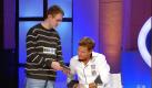 Der wackere Uwe Wacker schlug sich gar nicht wacker - und bedankt sich bei Dieter Bohlen auch noch dafür, dass der ihn als «Zäpfchen» bezeichnet hat. Foto: RTL