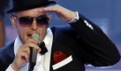 Der Rapper Jan Delay singt am Samstag, 26. September 2009, in Koeln waehrend der Verleihung des Deutschen Fernsehpreises 2009 im Coloneum. Der Deutsche Fernsehpreis wird gemeinsam von ARD, ZDF, RTL und SAT.1 in 21 Kategorien verliehen und soll die Qualitaet des deutschen Fernsehprogrammes foerdern und hervorragende Leistungen wuerdigen.(AP Photo/Roberto Pfeil) --- Rapper Jan Delay performs during the German Television award ceremony in Cologne, Germany, Saturday Sept. 26, 2009. (AP Photo/Roberto Pfeil) Foto: ap