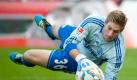 Lars Unnerstall profiliert sich im Schalker Kasten. Foto: Bernd Thissen Foto: dpa