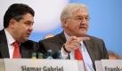 Der stellvertretende SPD-Bundesvorsitzende Sigmar Gabriel (l.) gestikuliert am Freitag (13.11.09) in Dresden zu Beginn des SPD-Bundesparteitags auf dem Podium neben dem Fraktionsvorsitzenden der SPD-Bundestagsfraktion, Frank-Walter Steinmeier. Sieben Wochen nach ihrer Niederlage bei der Bundestagswahl ist die SPD am Freitag in Dresden zu einem dreitaegigen Bundesparteitag zusammenkommen. Die 500 Delegierten wollen eine neue Parteifuehrung waehlen und die Weichen fuer die Neuaufstellung der Sozialdemokraten stellen.SPD-Parteivorsitzender Foto: ddp
