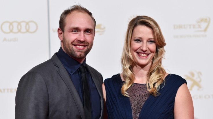 Robert Harting und seine Freundin Julia Fischer, die ebenfalls Diskuswerferin ist.