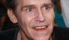 Noch 2008 kämpfte Schauspieler Jeff Conaway in der Fernsehserie Celebrity Rehab with Dr. Drew gegen seine jahrelange Kokain-, Tabletten- und Alkoholsucht. Im Mai 2011 wurde er bewusstlos aufgefunden, nachdem er laut Management eine Überdosis Schlaftabletten genommen hatte. Geschwächt durch eine Lungenentzündung und eine Blutvergiftung überlebte ein 16-tägiges Koma nicht. Foto: ddp images