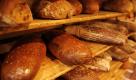 Mischbrote liegen in einer Bäckerei in Velbert:Der zuletzt stark gestiegene Weizenpreis könnte Brot und Brötchen verteuern. Das erwartet Jaap Schalken, Chef der Baeckereikette Kamps. Für den Gesamtmarkt gibt es einen erheblichen Druck, der letztlich auch beim Kunden ankommen dürfte.
 Foto: ddp