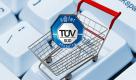 Das Siegel safer shopping vom TÜV Süd wird erst nach Vor-Ort-Kontrolle der Prüfer vergeben.Es ist zwölf Monate gültig, dann ist eine neue Prüfung fällig. Wie auch Trusted Shops wird das TÜV-Siegel vom Bundesjustizministerium empfohlen. Foto: news.de/ iStockphoto (Montage)