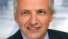 Der Bundestag hat die Immunität des sächsischen CDU-Abgeordneten Manfred Kolbe aufgehoben. Damit ist der Weg frei für Ermittlungen wegen des Verdachts auf Tankbetrug. Die Staatsanwaltschaft Leipzig geht einer entsprechenden Anzeige nach. Dem früheren sächsischen Justizminister wird vorgeworfen, 2010 an einer Tankstelle davon gefahren zu sein, ohne zu bezahlen. Mit der Aufhebung der Immunität kann nun ein Strafverfahren beginnen. Kolbe bestätigt den Vorfall. Er habe aber nicht vorsätzlich gehandelt, sagt er. Foto: dpa