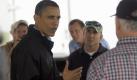 US-Präsident Barack Obama besuchte die Krisenregion im Süden der USA kurz nachdem die Bohrinsel von BP im Golf von Mexiko explodierte und im Meer versank. Foto: dpa