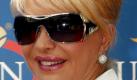 Ivana Trump hat Bedenken wegen der möglichen Präsidentschaftskandidatur ihres Ex-Manns Donald Trump. Es wäre schrecklich für uns, wenn er antreten würde, sagte die gebürtige Tschechin laut Medienberichten. Eine Sprecherin bestätigte Ivana Trumps Sorgen. Es sind dann mehr Paparazzi unterwegs und daraus folgt weniger Privatsphäre., so die Sprecherin. Donald Trump hat mehrfach von seiner Absicht gesprochen, als Kandidat der Republikaner bei den US-Präsidentschaftswahlen im kommenden Jahr antreten zu wollen. Offiziell hat er seine Kandidatur jedoch noch nicht erklärt. Foto: dpa