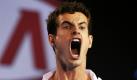 Der Brite Andy Murray nach einem Schlag gegen den Kroaten Marin Cilic bei den Australian Open in Melbourne. Der Brite gewann das Spiel mit 3:6, 6:4, 6:4, 6:2. Foto: dpa