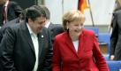 In der Großen Koaliton wird Gabriel Umweltminister im Kabinett von Kanzlerin Angela Merkel (CDU). Foto: dpa