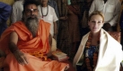 Julia Roberts ist bei Swami Dharmdev in Hari Mandir Ashram im indischen Pataudi zu Gast. Foto: ap