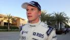 Der deutsche Formel 1 Rennfahrer Nico Hülkenberg von Williams läuft nach dem Großen Preis von Bahrain am Sonntag (14.03.2010) in Sachir (Bahrain) durch das Fahrerlager. Mit dem 'Wüstenrennen' startete die Formel 1 in die neue Saison. Foto: dpa