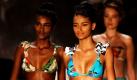 Models tragen Kreationen des Labels Salinas bei einer Fashion Show in Rio de Janeiro. Foto: ap