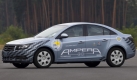 Der Benzinverbrauch des Ampera soll auf den ersten 100 Kilometern bei ein bis zwei Litern liegen, davon 60 Kilometer rein elektrischer Reichweite mit null Verbrauch und keinerlei lokalem Schadstoff- oder CO2-Ausstoß. Ab dem 101. Kilometer wird sich der Verbrauch ungefähr verdreifachen, denn dann muss der Stromgenerator ständig mithelfen. Foto: press-inform