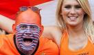 Geschlechtsübergreifende Freude: Die Niederlande sind im Viertelfinale.  Foto: dpa
