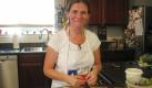... Annette (41), Erzieherin aus Amberg in Bayern. Sie kocht:
 
Vorspeise: Afdaggelde Avocado
 
Hauptspeise: Paprikapfandl mit ebbas Chili, Bananen und Mahatma
 
Nachspeise: Melone mit Tequila-Obschtsalod Foto: VOX/Sabrina Petzgen