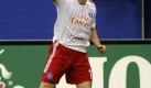 Jubelpose:Das war ... Spitze! Der Hamburger Ivica Olic bejubelt sein Tor zum 2:0-Endstand. Foto: dpa