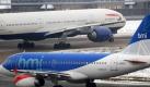 Eine Maschine der Luftfahrtgesellschaft British Midlands (BMI) auf dem Flughafen Heathrow in London. Foto: Andy Rain Foto: dpa